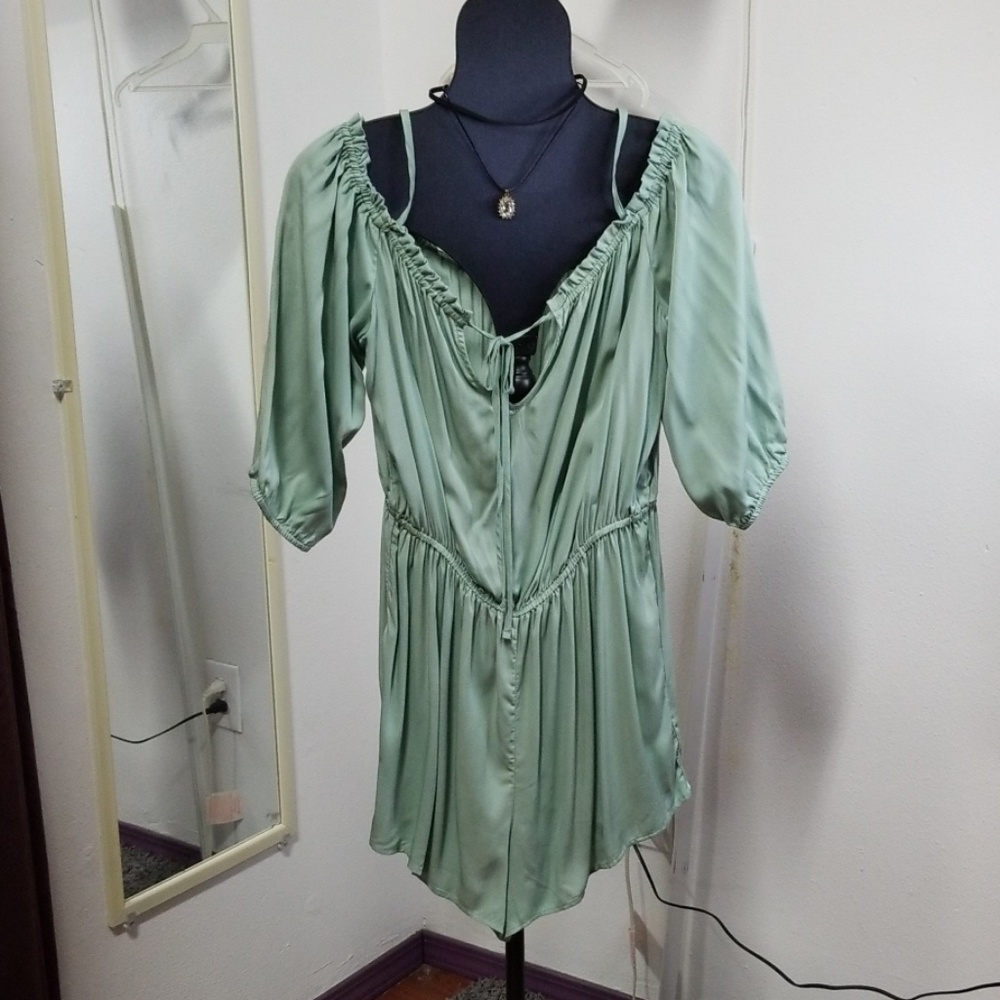 Green romper plus size - Picture 3 of 8